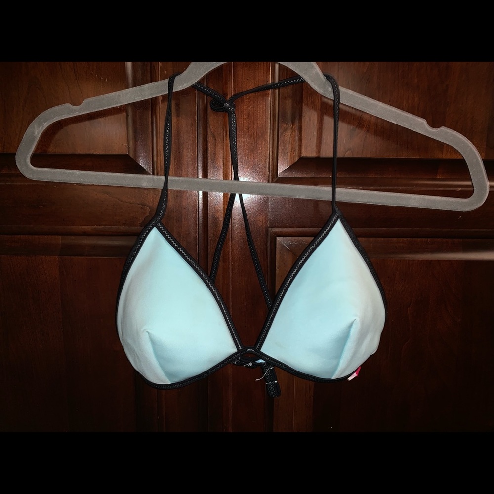 Bikini top